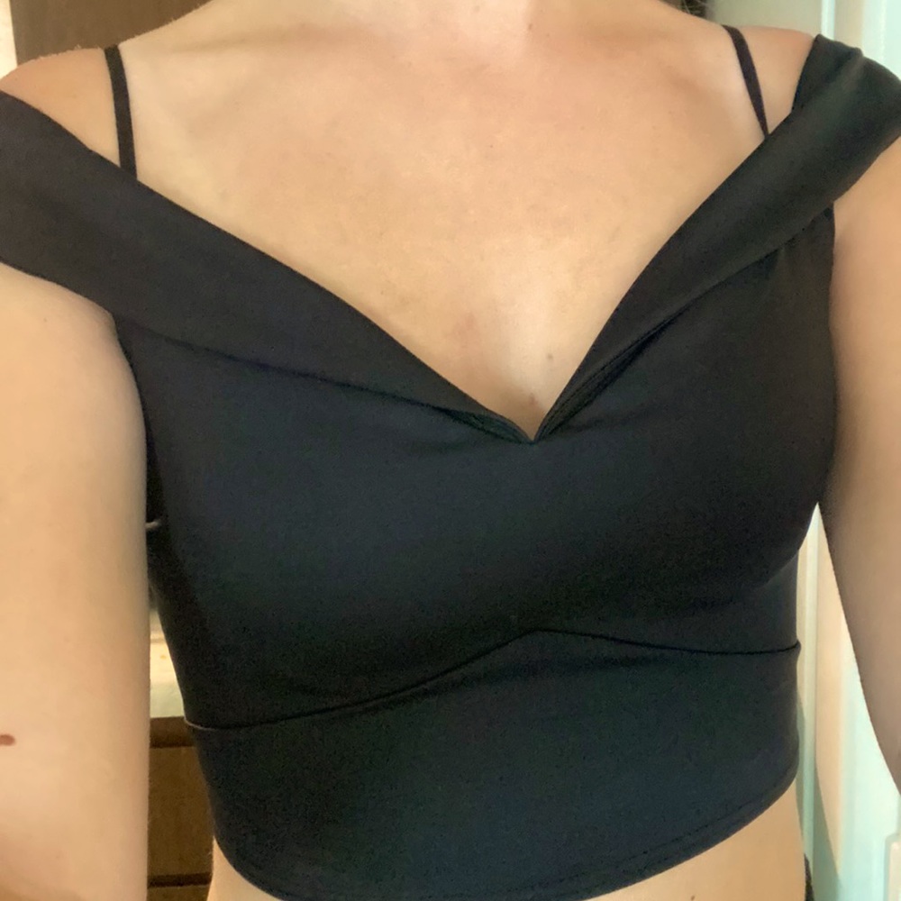 Black crop top